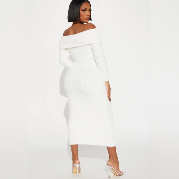 Sweater Maxi Dress - Picture 2 of 2